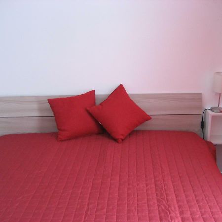 Appartamento Rubino - Lovely Little Flat 3 Minutes From Golf Club 5 Minutes From Lake Soiano Del Lago Eksteriør billede