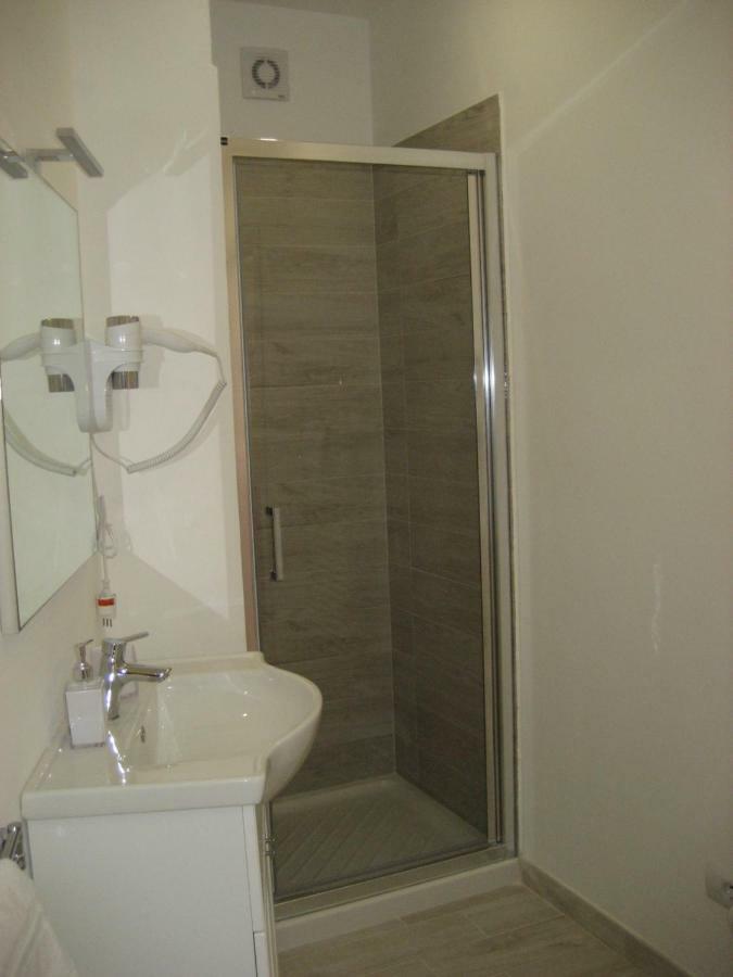 Appartamento Rubino - Lovely Little Flat 3 Minutes From Golf Club 5 Minutes From Lake Soiano Del Lago Eksteriør billede